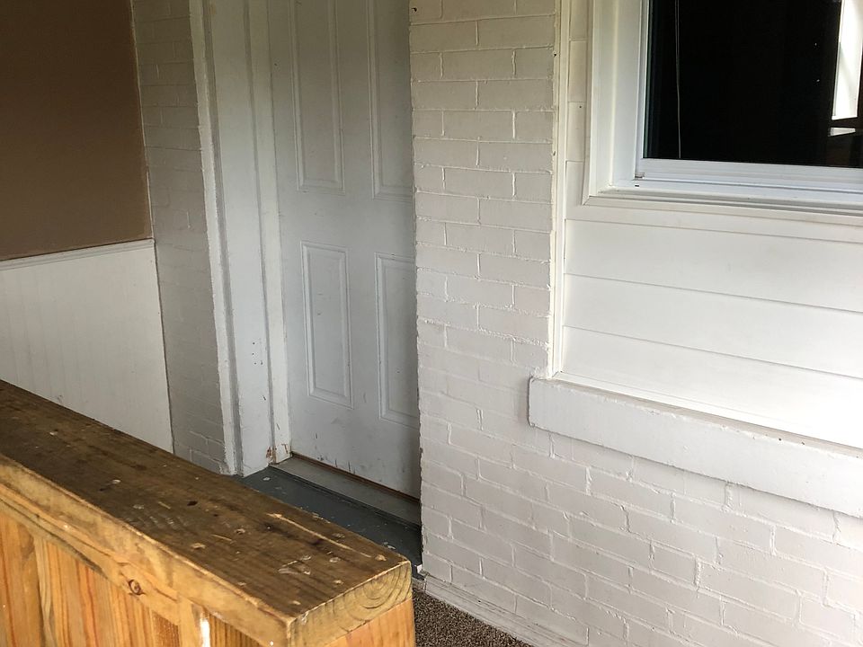 1st image of 2819 Mount Pleasant St
