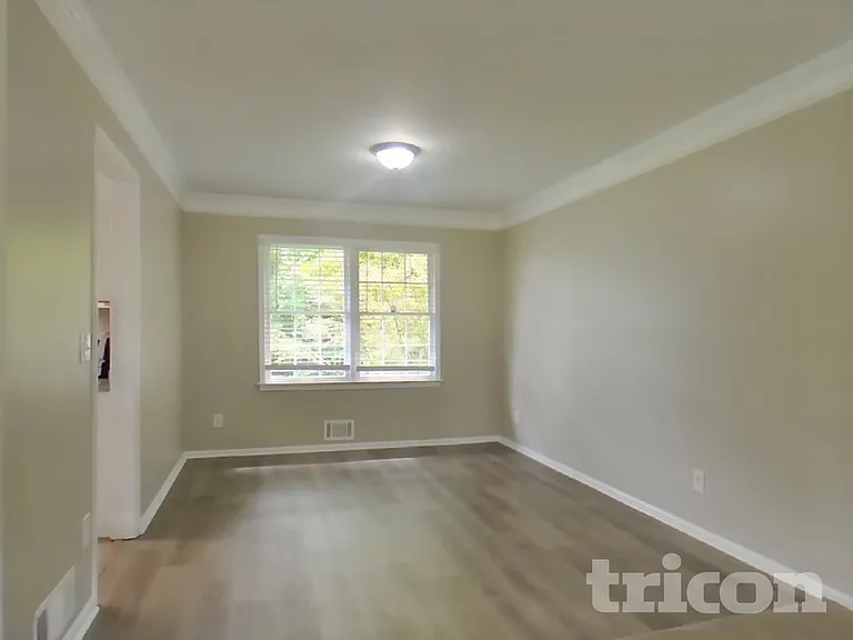 2339 Country Club Dr SE — Photo 17