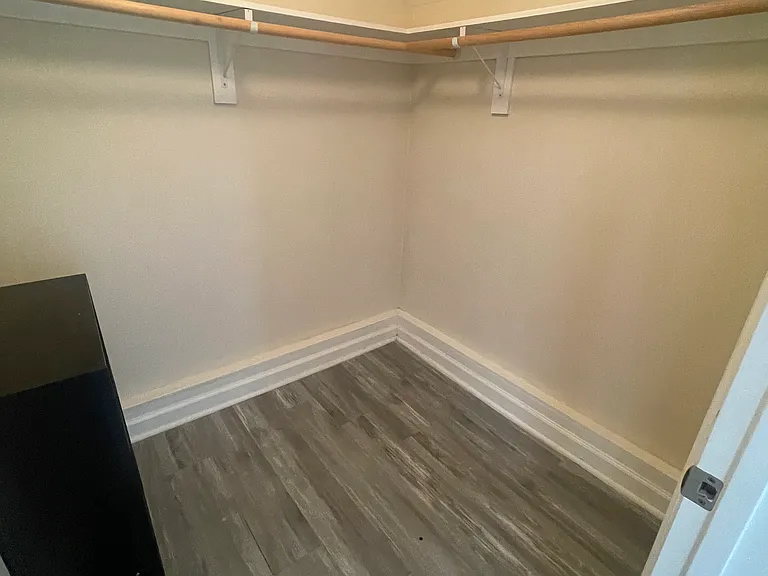 7844 Nevada Ave — Photo 2