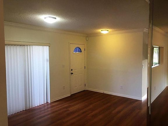 3rd image of 5399 Mendoza #78B