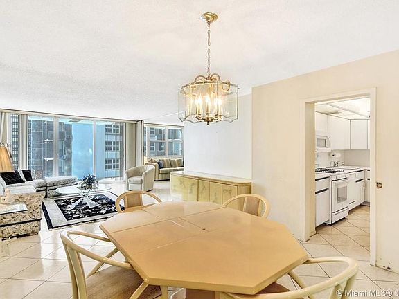 4th image of 2030 S Ocean Dr APT 819