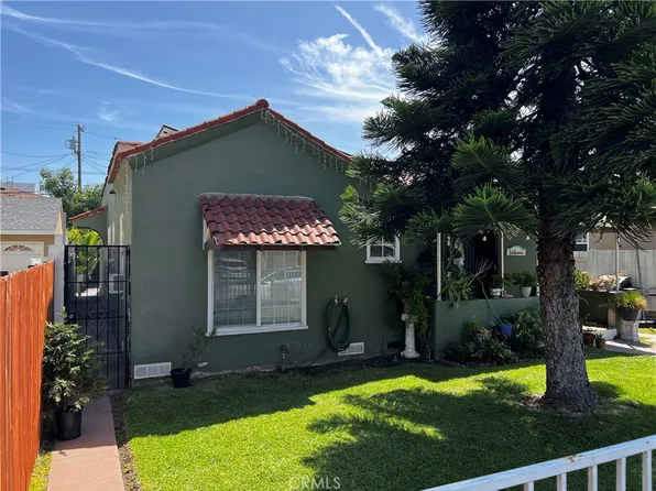 2376 Locust Ave, Long Beach, CA 90806