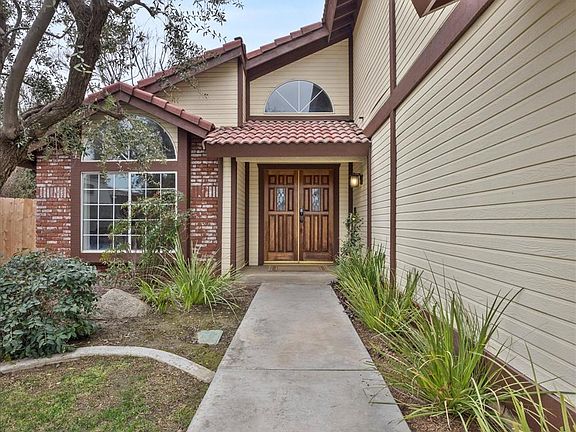 3rd image of 601 Las Arenas Ct
