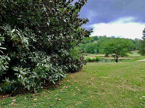 4th image of 117 Carolina Club Dr