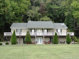 4515 Stoneview Dr, Charlestown, IN 47111