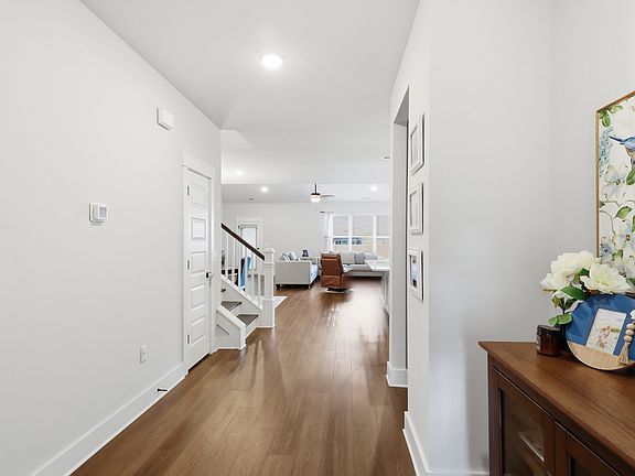5th image of 3659 Rivermont Way
