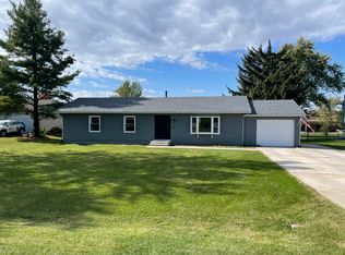 3794 Kingsway Dr, Crown Point, IN 46307