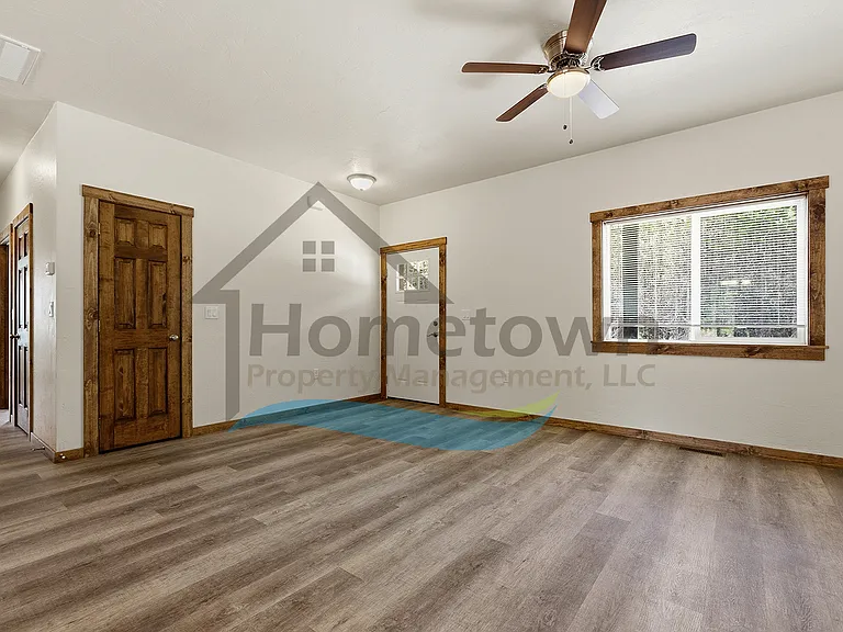 105 One Burnt Tree Ln #1 — Photo 1