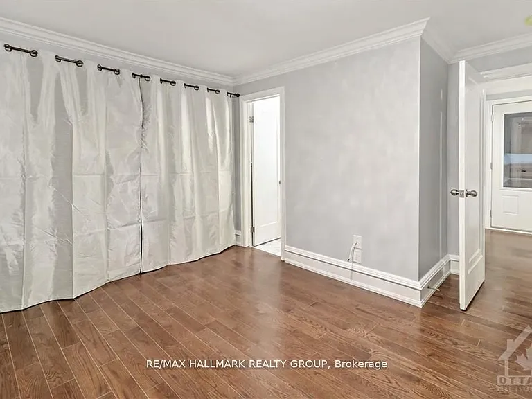 205 Blackburn Ave — Photo 7