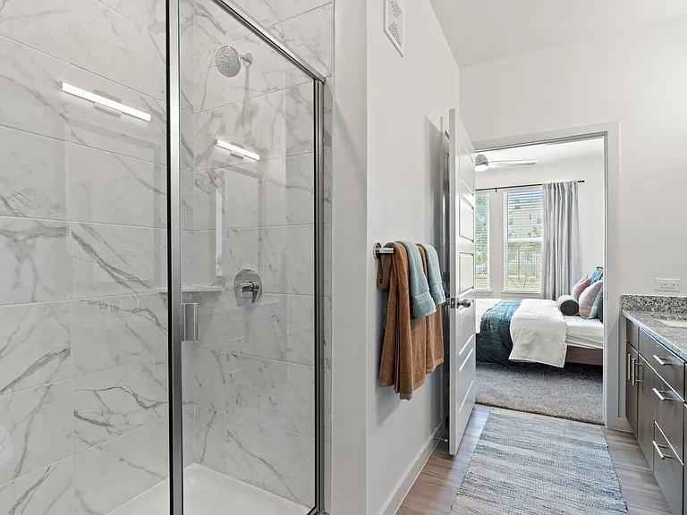 Dalton Austin Residences — Photo 9