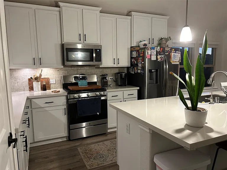 3213 Cornflower Coast Ct — Photo 3