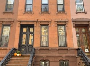 134 Kent St #WH, Brooklyn, NY 11222
