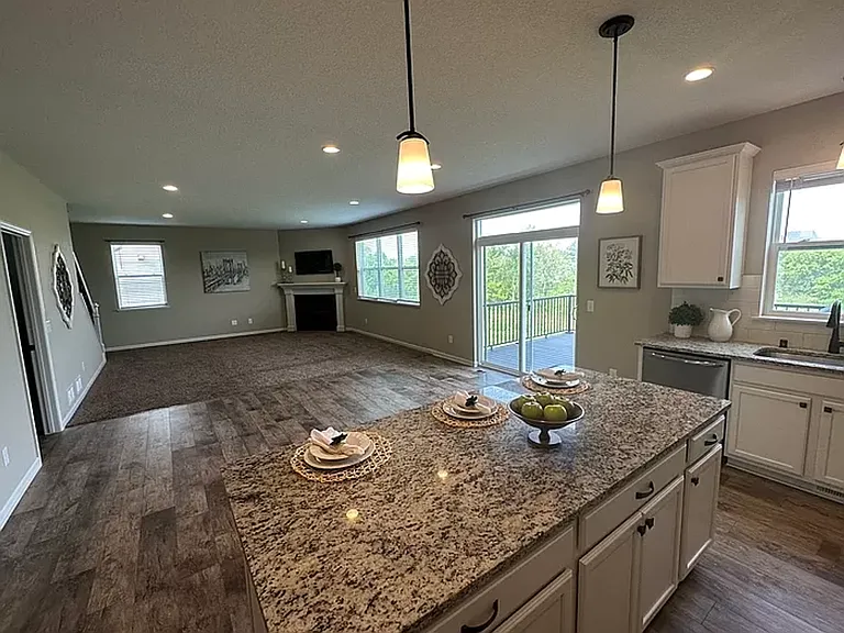 15134 Edgewood Ave — Photo 8