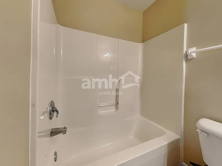 1023 Canterbury Ln — Photo 18