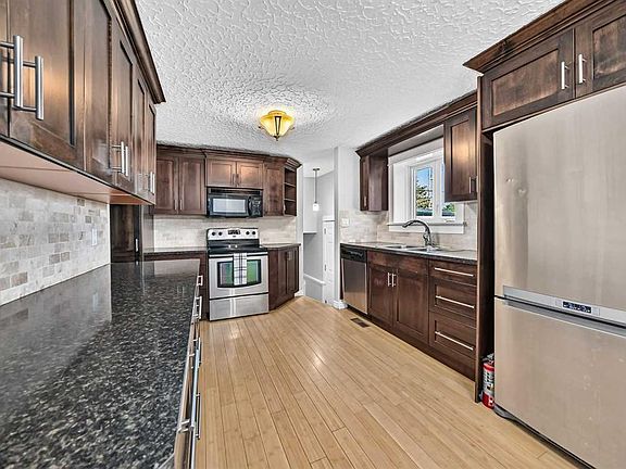 5th image of 5020 S 46th St