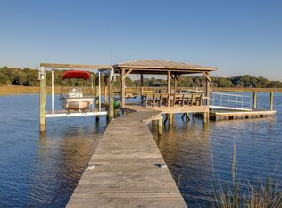 1406 Marshwind Island Rd, Awendaw, SC 29429
