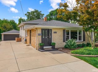 295 Elm St, Glen Ellyn, IL