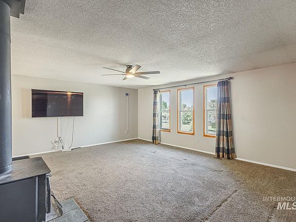 3rd image of 12668 Wild Rose Ln