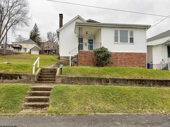 305 Ash Ave #1/2, Clarksburg, WV 26301