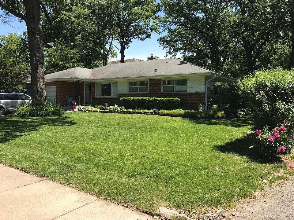 1st image of 761 Lincoln Ave