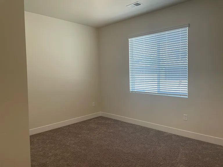 1720 Rusty Rivet Rd — Photo 3