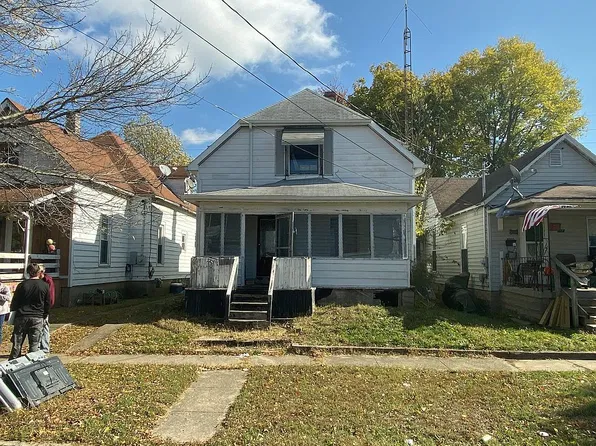 224 N Julian St, Rushville, IN 46173