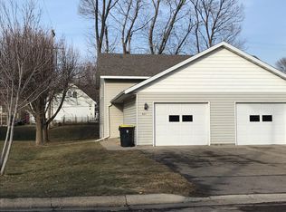 623 Wanda St, North Mankato, MN 56003