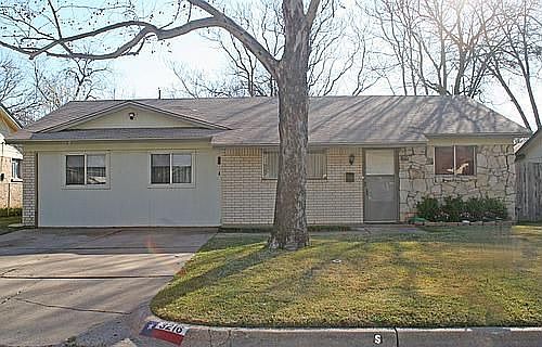 1st image of 3216 Earle Dr