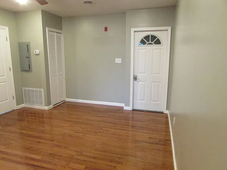 1215 N 4th St #3F — Photo 12