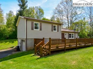 168 Rolling Hills Dr, Boone, NC 28607
