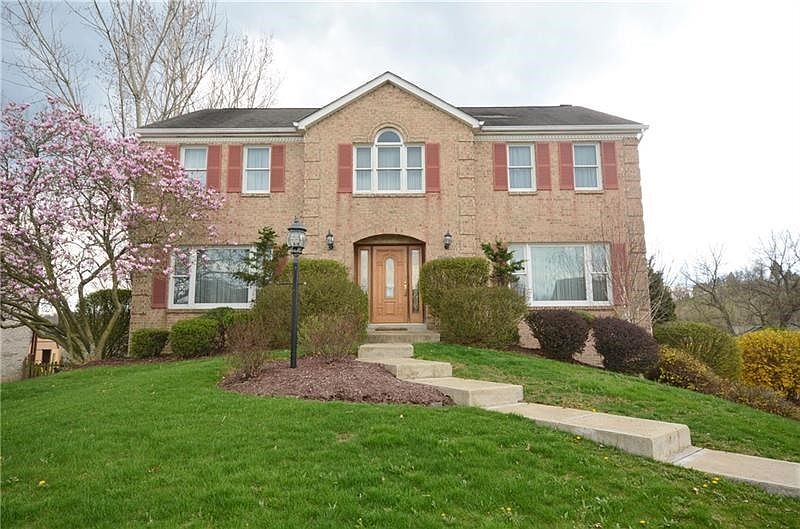 1st image of 2430 Bonnie Dell Dr
