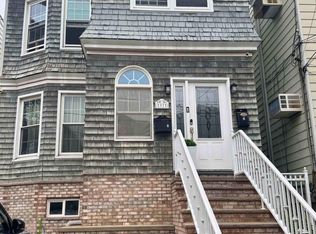 93 W 52nd St, Bayonne, NJ 07002