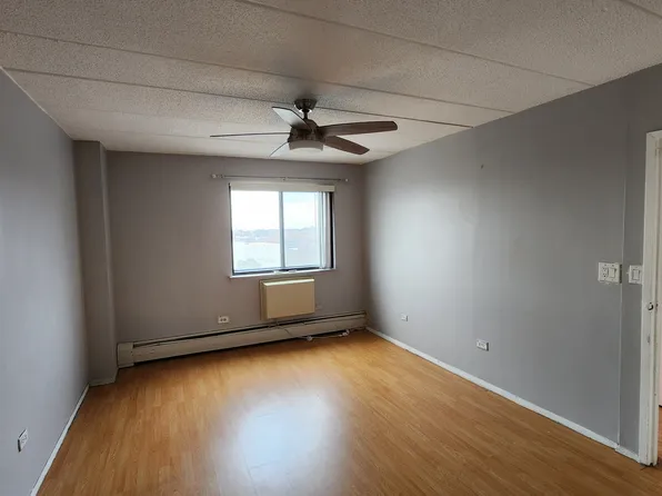 92-29 Queens Boulevard image 15 of 23