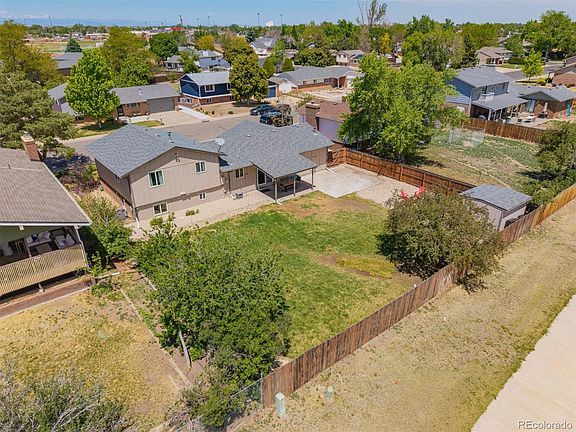 3rd image of 658 Voiles Drive
