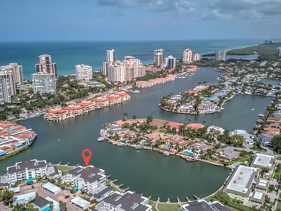 Park Shore Landings is Located in the Best Location in Park Shore!