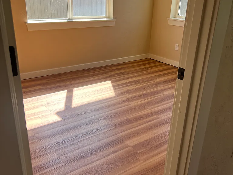 2523 Mountain Ter — Photo 15