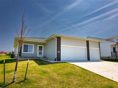 1122 S Radley St, West Des Moines, IA, 50266