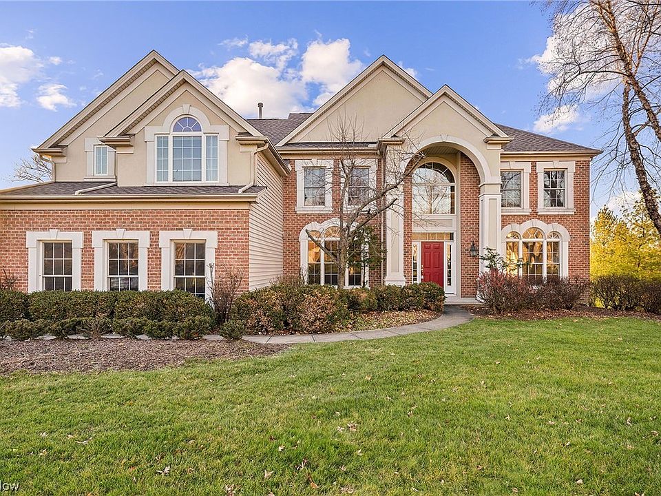 1st image of 11124 Woodbury Ln