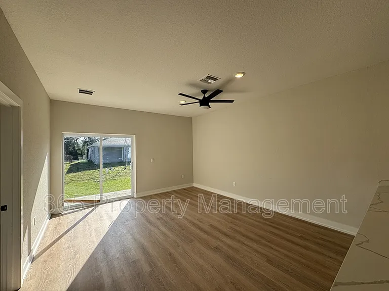 2020 Dorion St — Photo 7