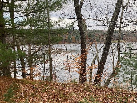 2nd image of 140 Plank Road