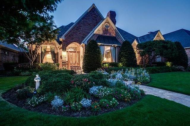 1st image of 4423 Creekmeadow Dr