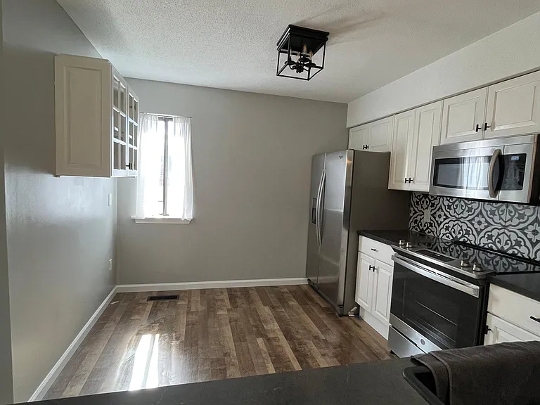 52 Simsbury Lndg #52 — Photo 6