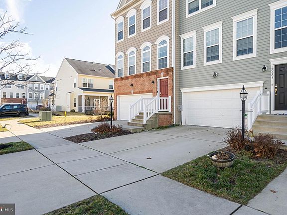 4th image of 20903 Brunswick Ln