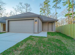 24621 Pools Creek Dr, Huntsville, TX 77320