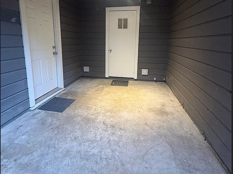1608 Parker Ln #A — Photo 8