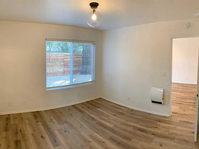 528 W Los Olivos Street — Photo 21