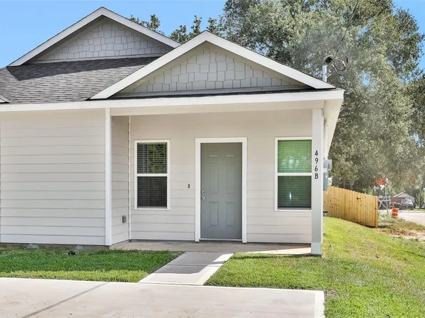 496B Golden St, Willis, TX