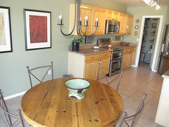 4th image of 1032 E Monona Dr