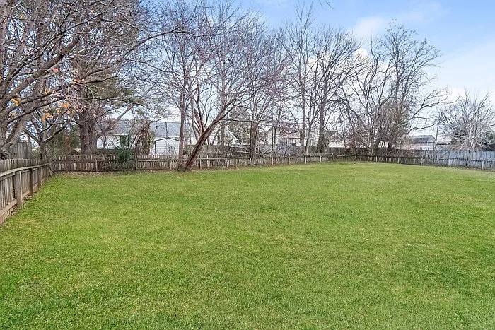 10415 Shadowview Rd — Photo 12