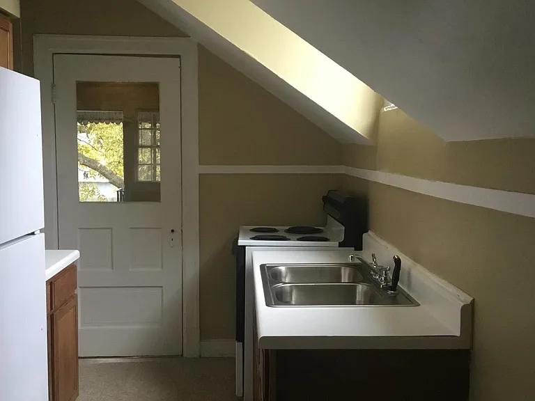 1052 S Cooper St — Photo 10